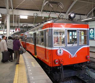 箱根登山電車108