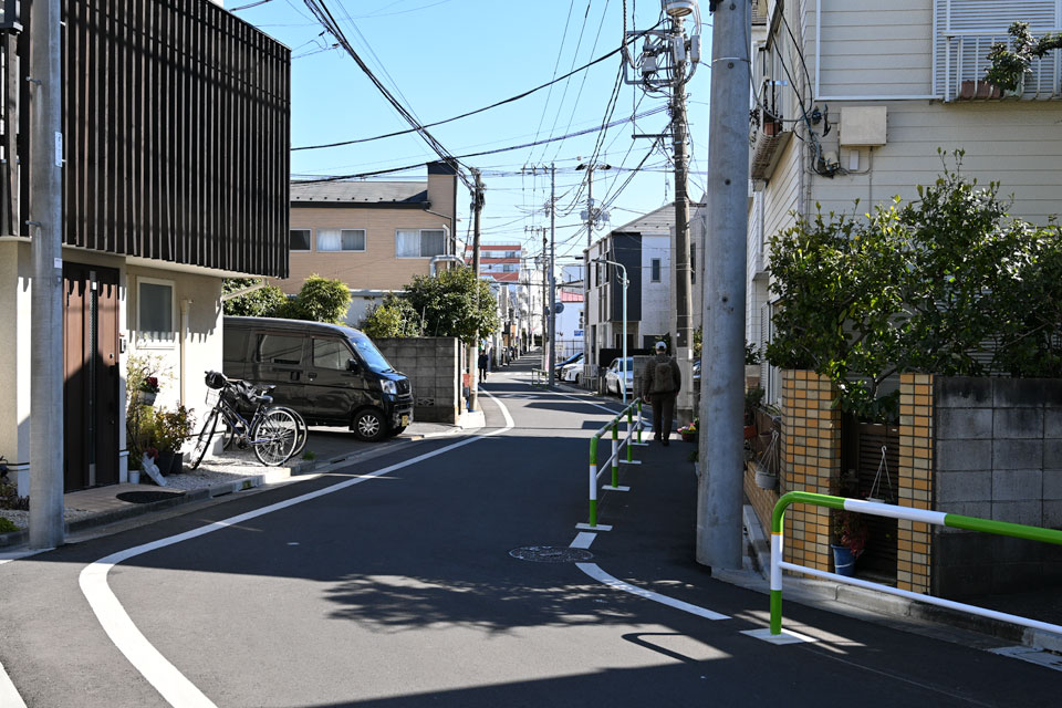 南へ