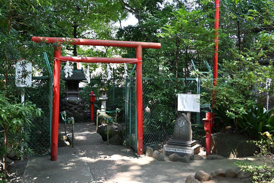 厳島神社
