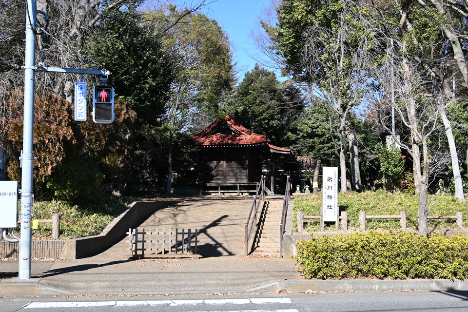 下里氷川神社