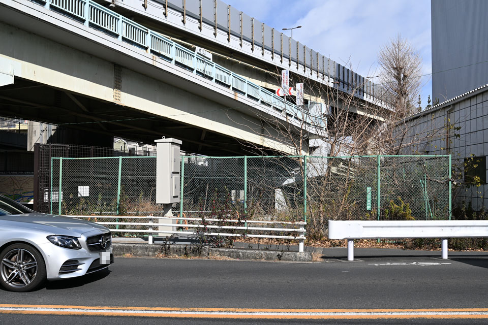 谷川