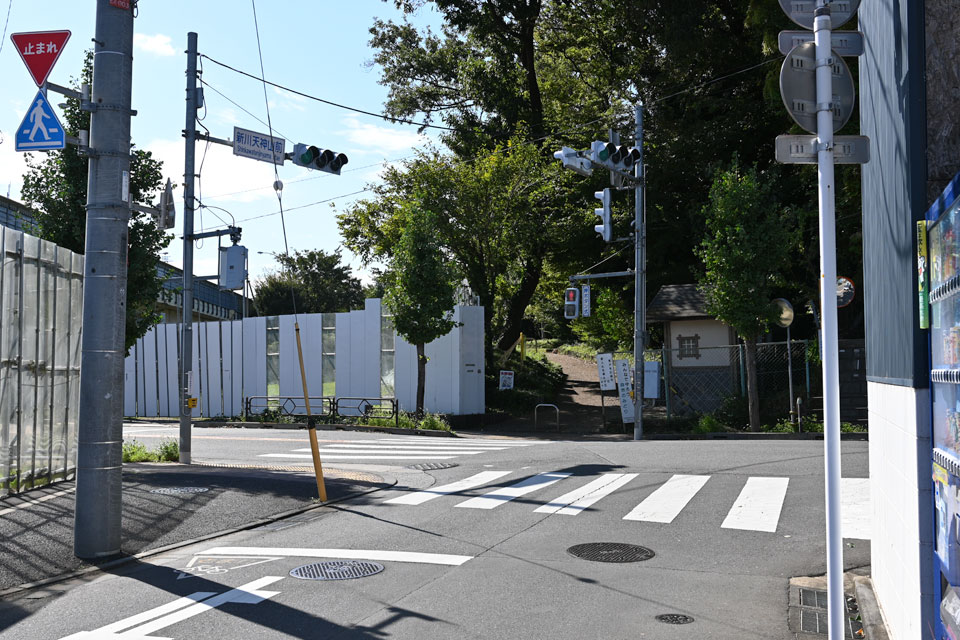 新川天神山