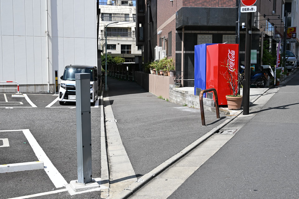 車止め