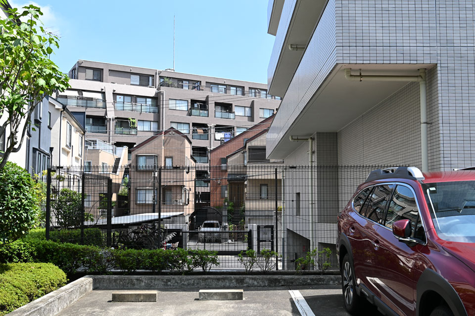 谷