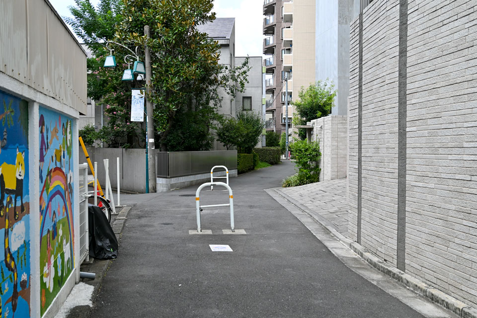 車止め