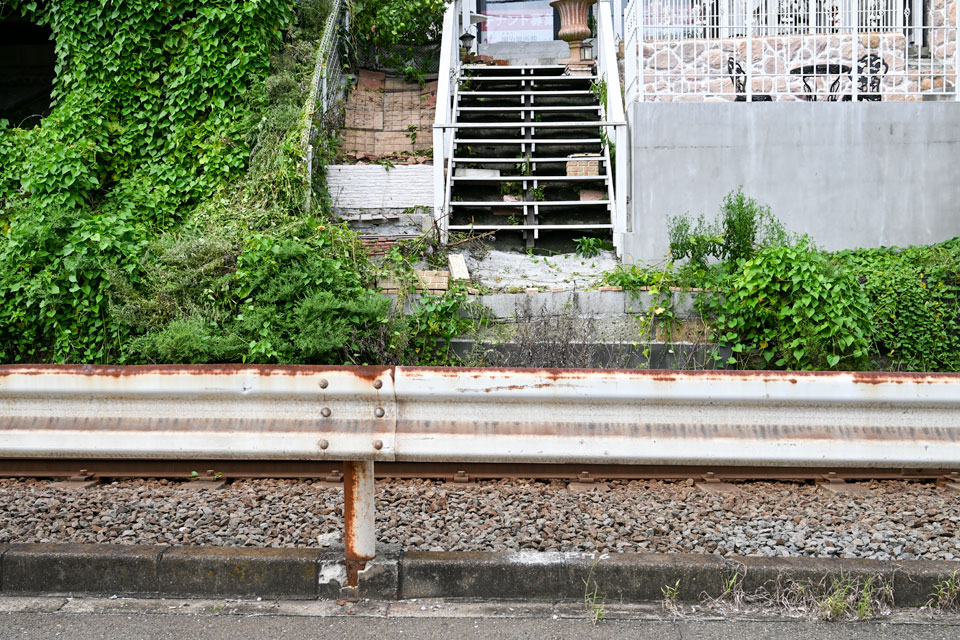 廃階段