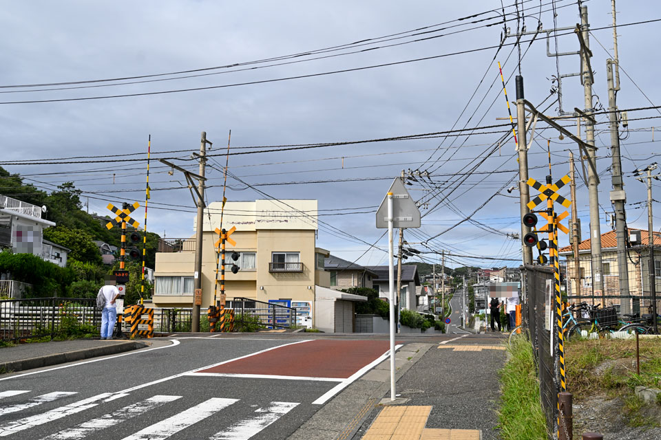 七1