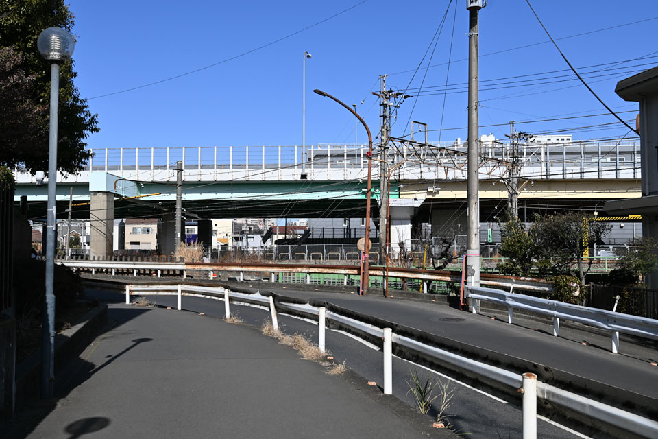 中央自動車道