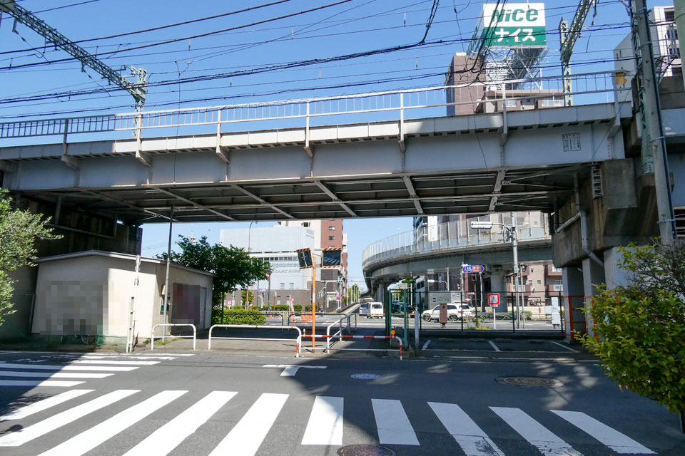 水路敷