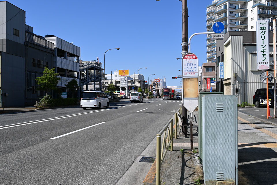 東六郷三丁目交差点