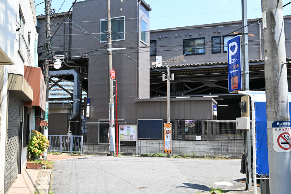 市川真間1号踏切