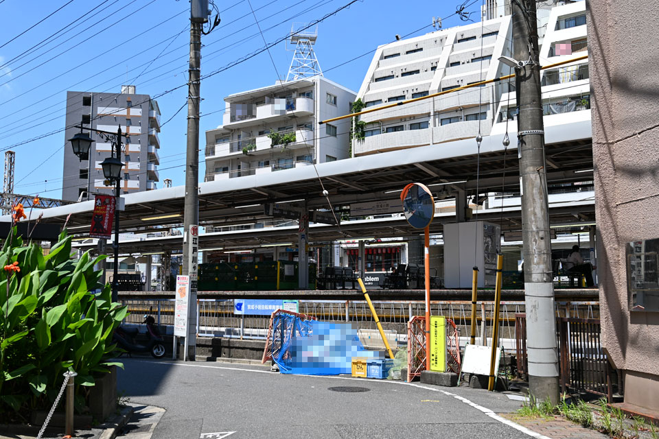 旧駅北側踏切