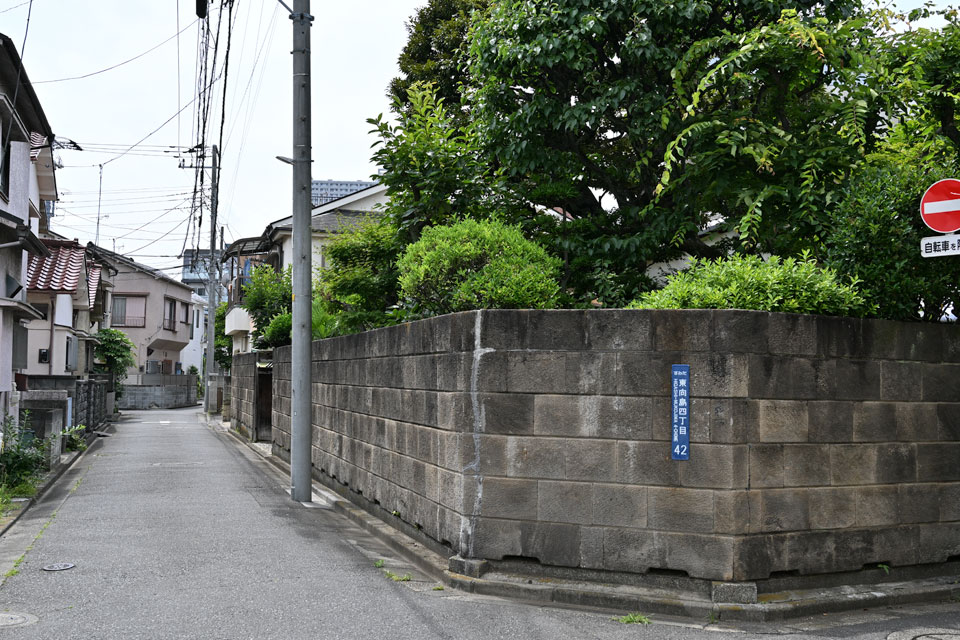 屋敷