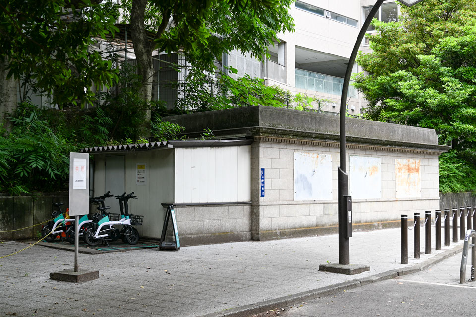 博物館動物園駅跡