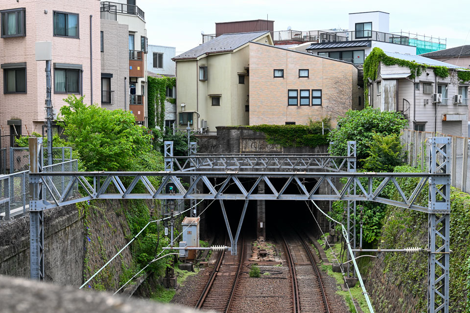 東臺門