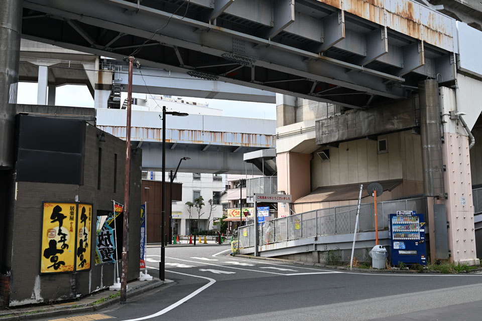 京成立石5号踏切
