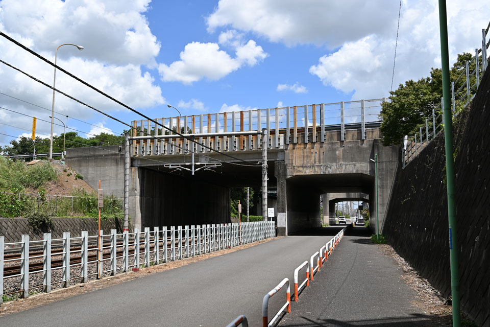 関越自動車道