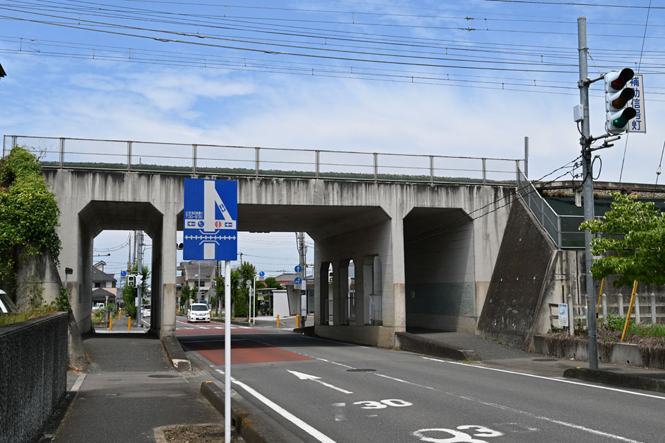 入間川第1架道橋