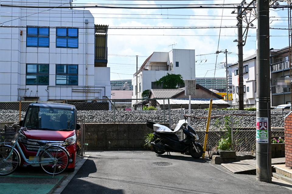 伊16