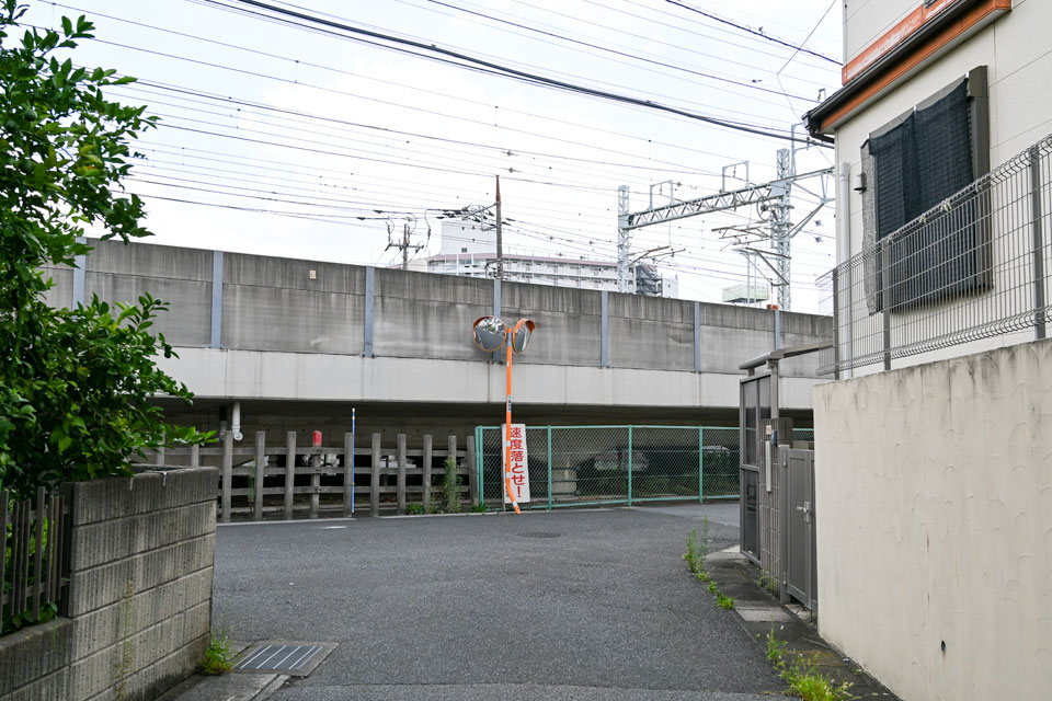 伊42