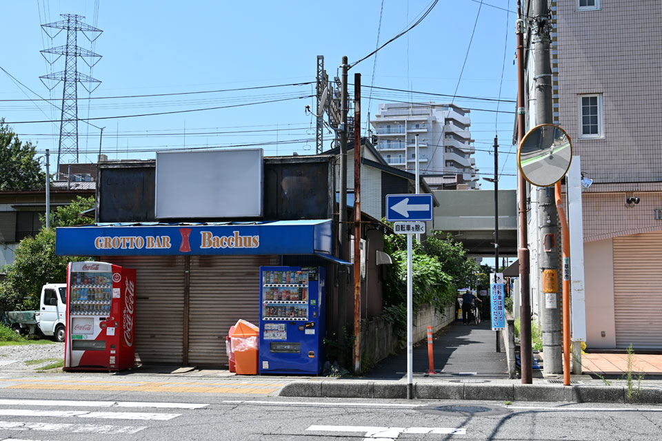 伊57