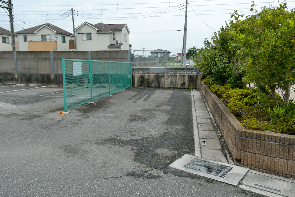 伊88