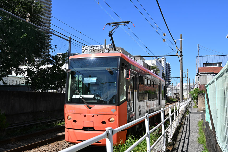 8808号車