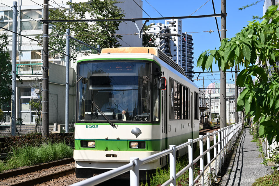 8502号車