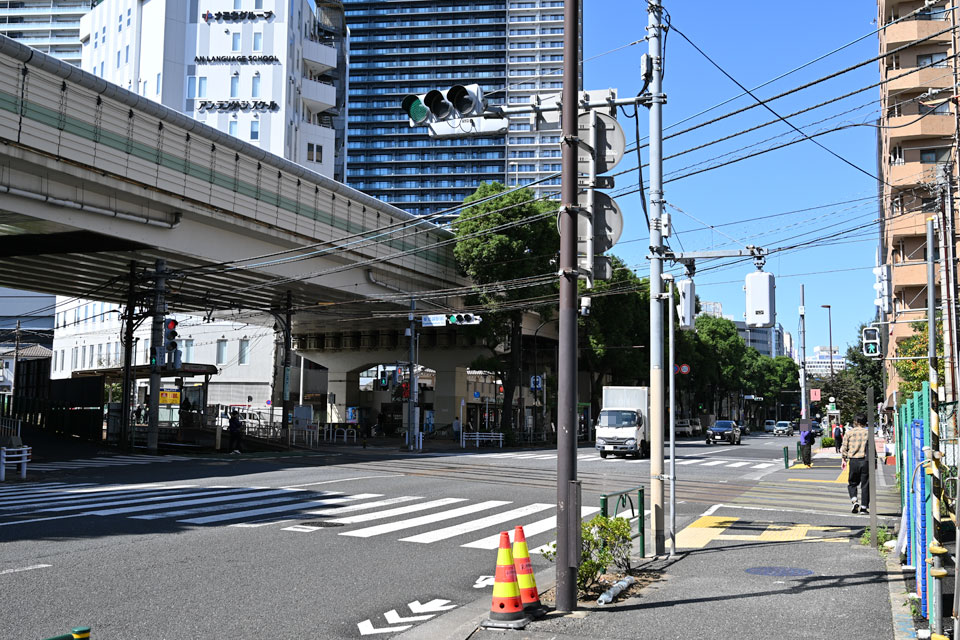 東池袋駅前交差点