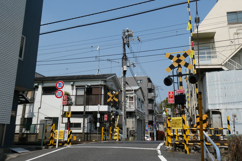 千鳥町3号踏切