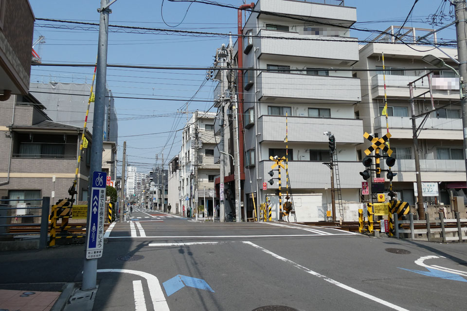 千鳥町4号踏切