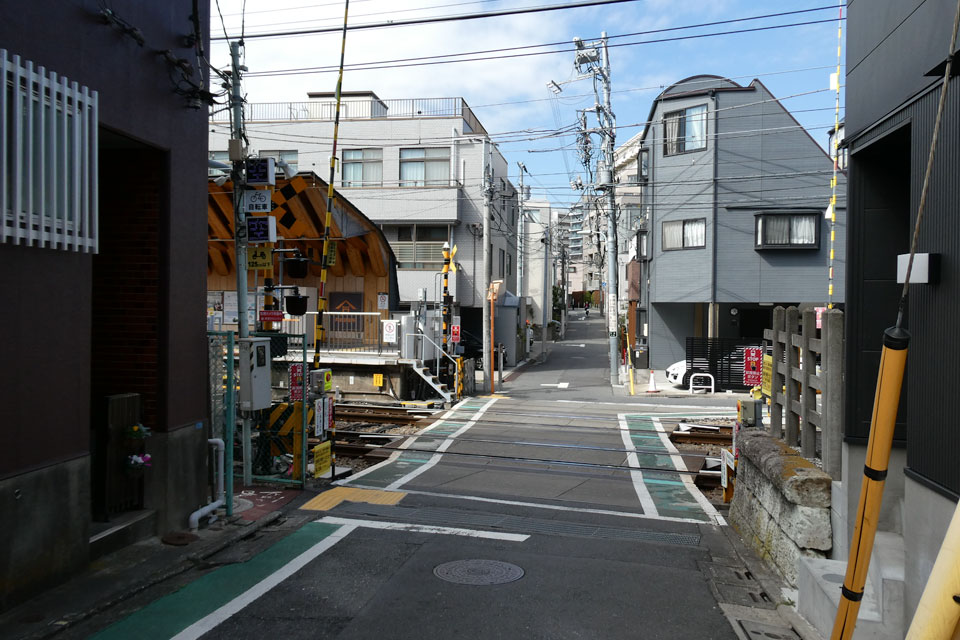 大崎広小路2号踏切