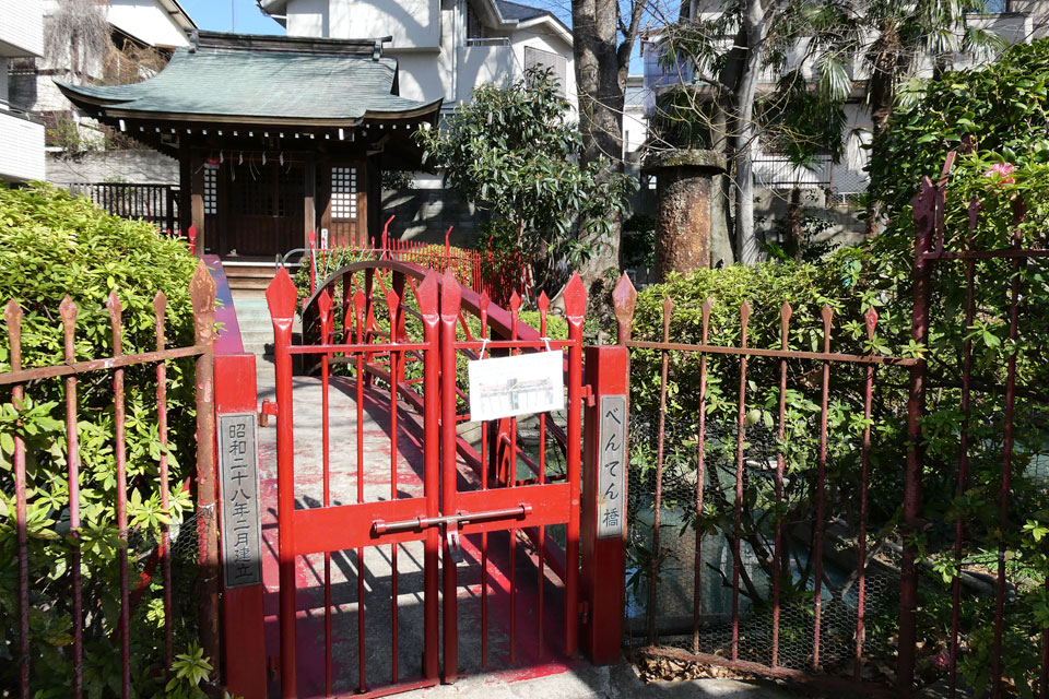 厳島神社