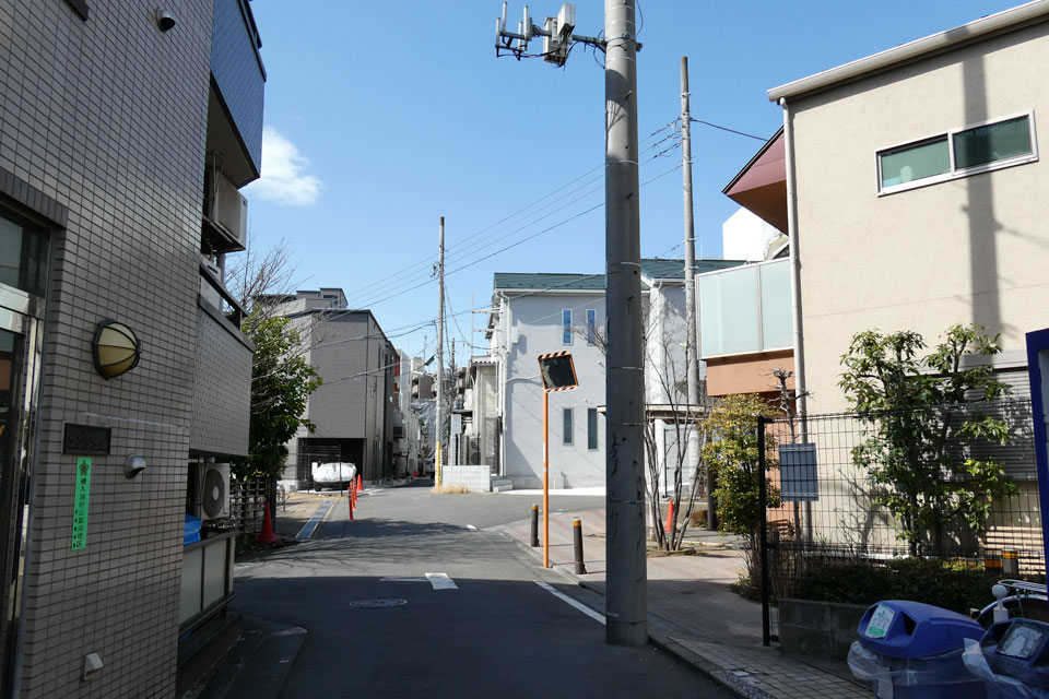 不動前3号踏切