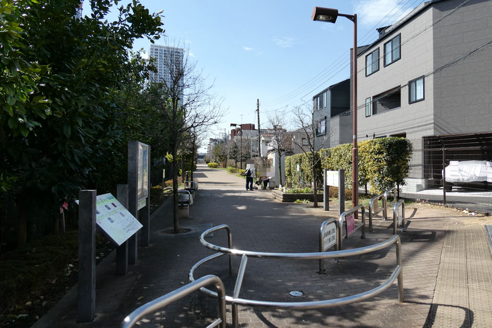 不動前緑道公園