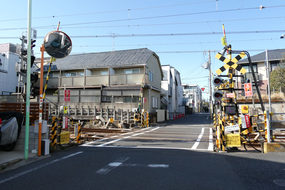 大岡山3号踏切