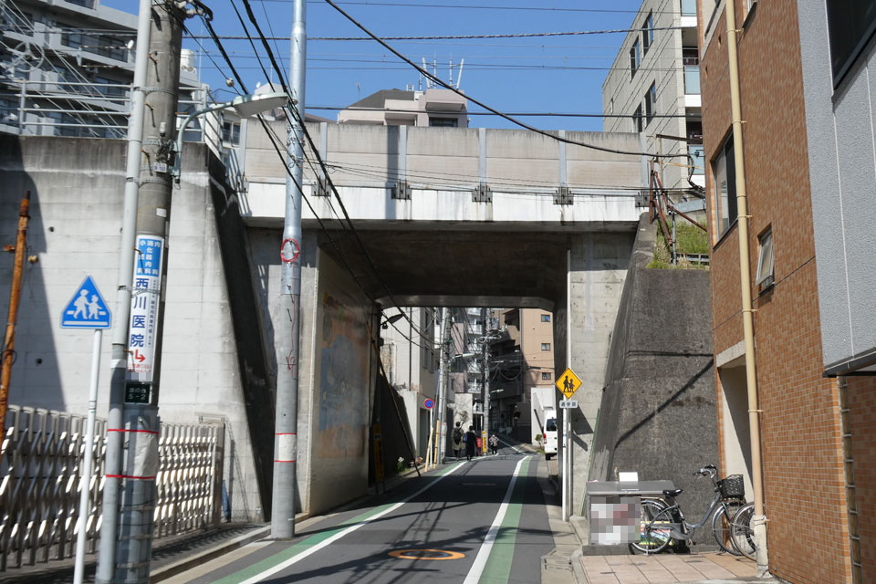 架道橋