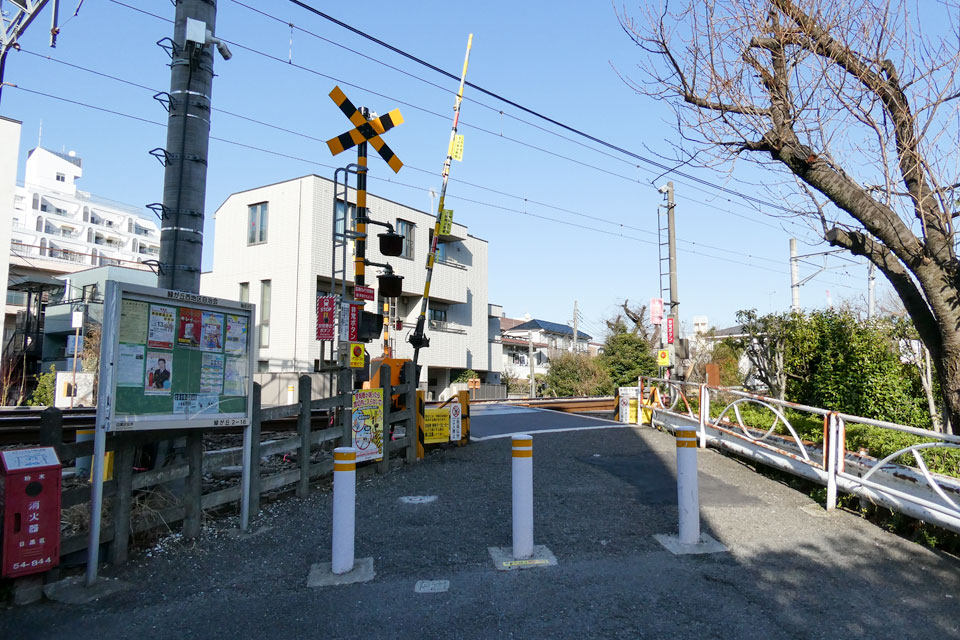 緑が丘2号踏切