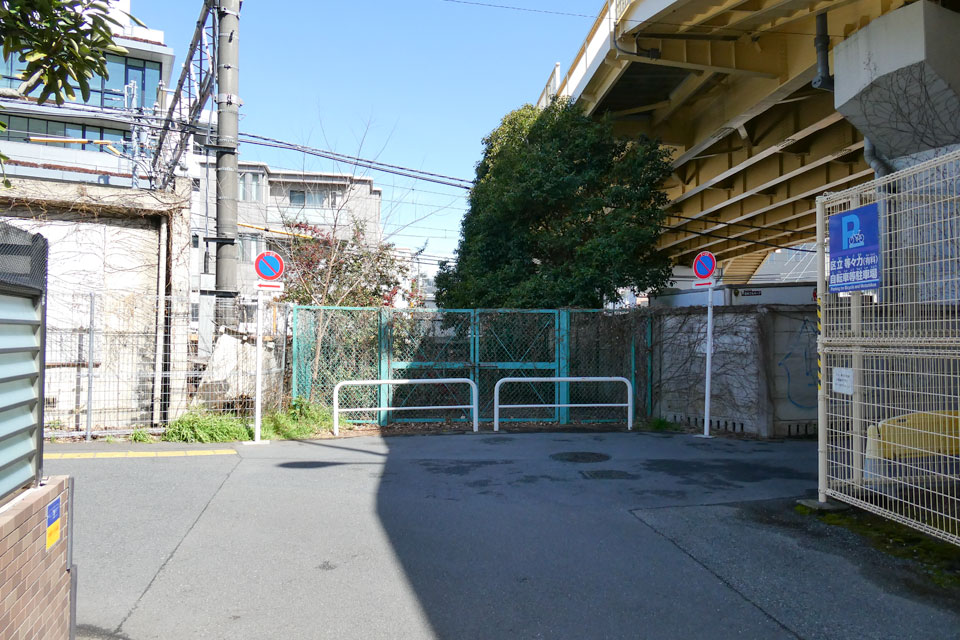 尾山台3号踏切