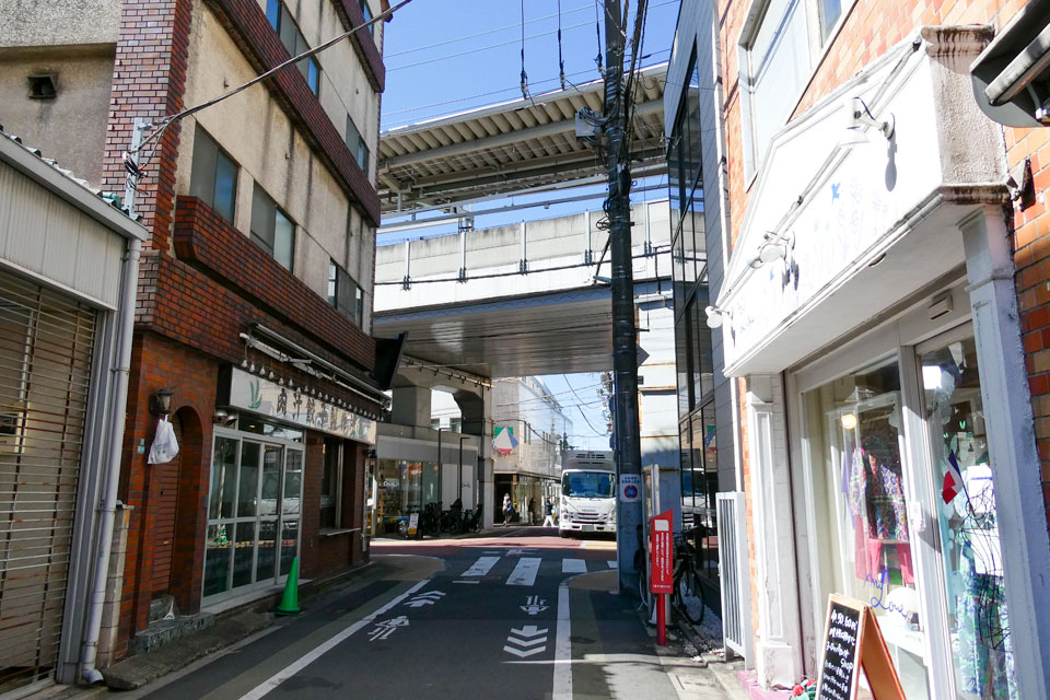 学芸大学1号踏切