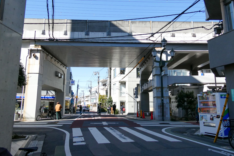 学芸大学2号踏切