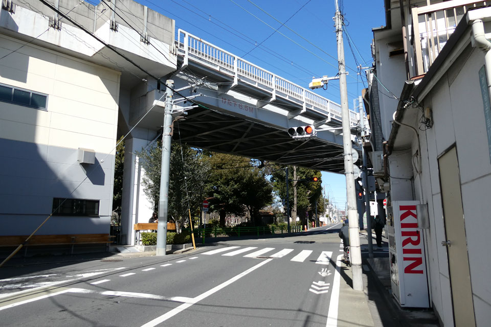 学芸大学4号踏切