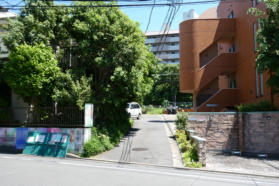 旧妙蓮寺4号踏切
